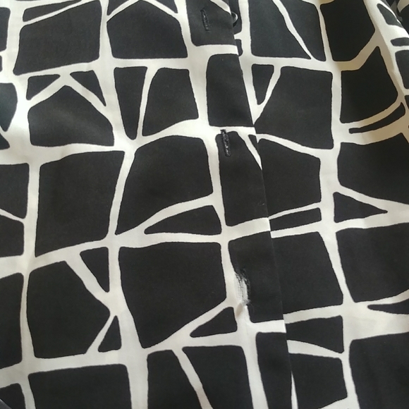 Liz Baker Art Deco Patterned Shirt - Picture 8 of 9